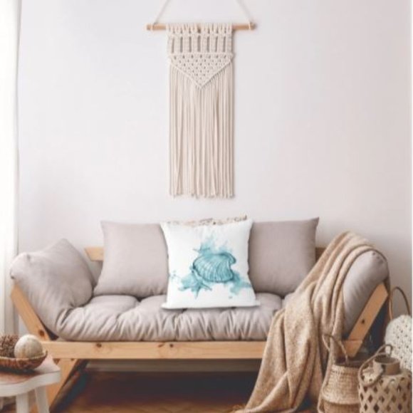 Sea shell by the sea shore - Picture 3 of 4